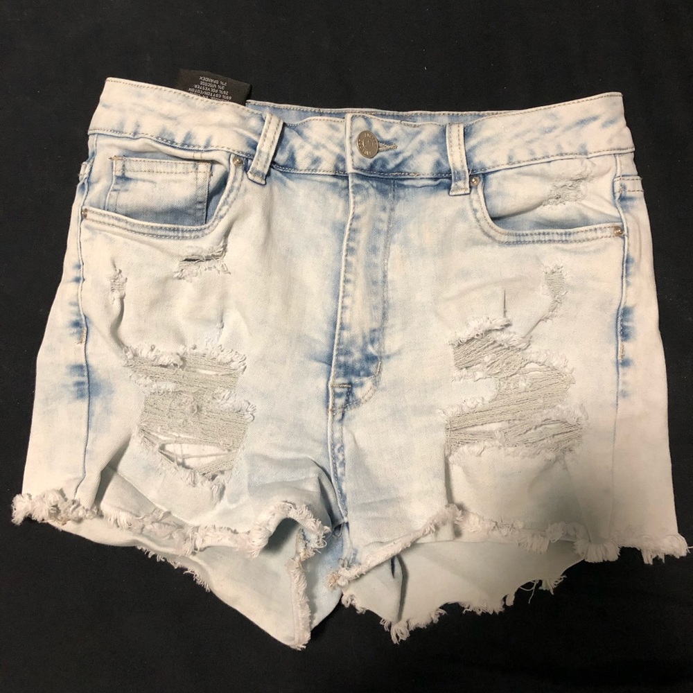 Light wash distressed Zoo York shorts